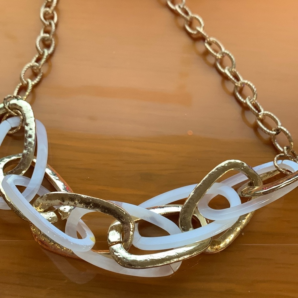 NWT Jeune Colette necklace 18 1/2”*